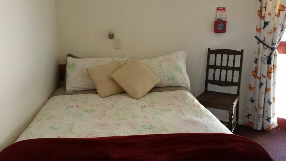 Old Bones Lodge อามารู ภายนอก รูปภาพ