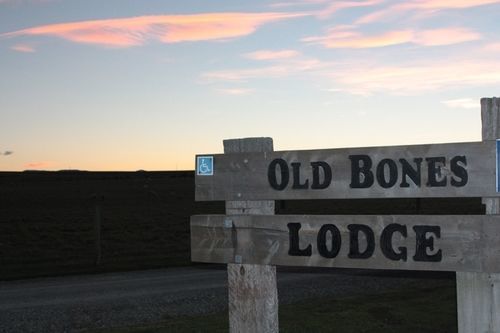 Old Bones Lodge อามารู ภายนอก รูปภาพ
